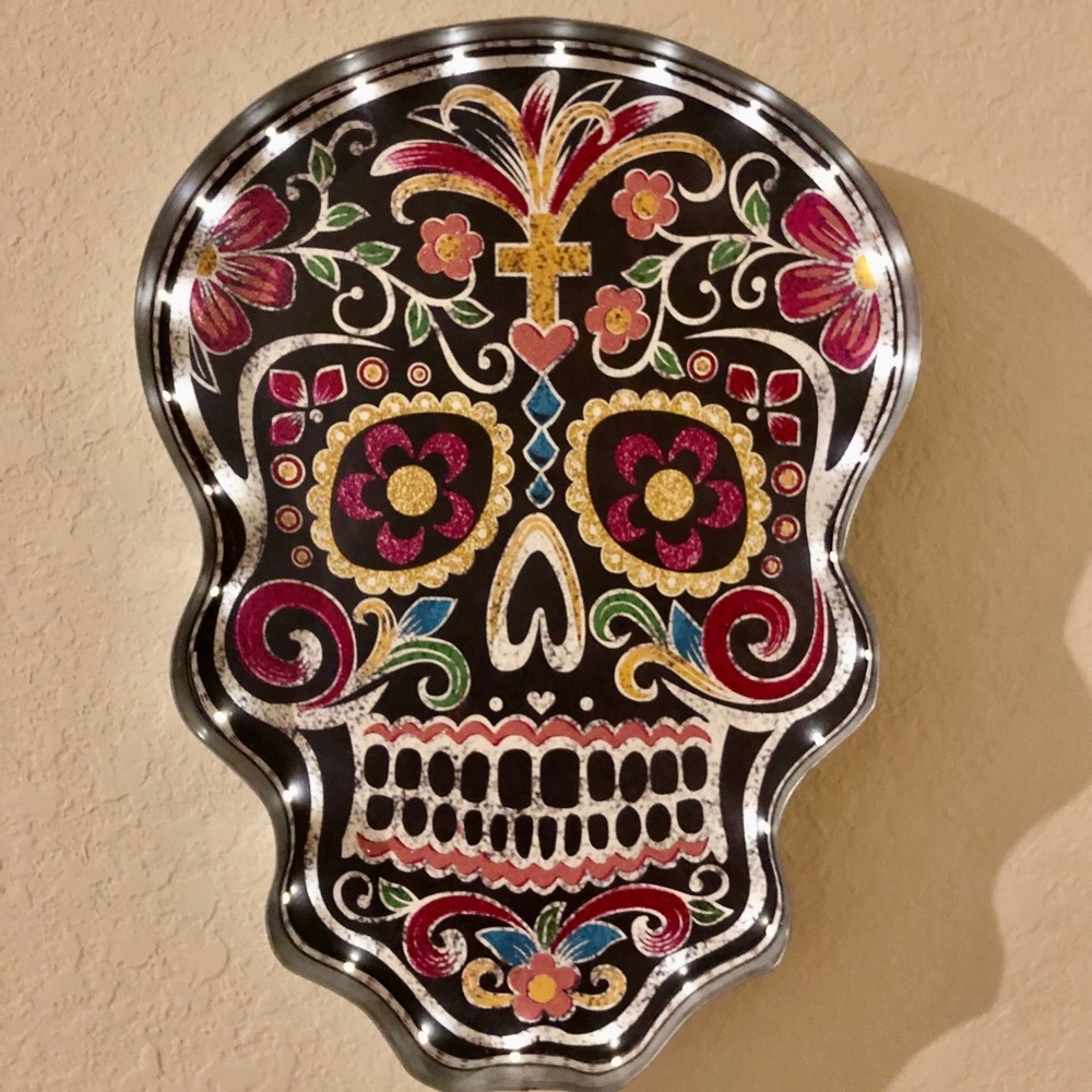 Skulls with Lights!